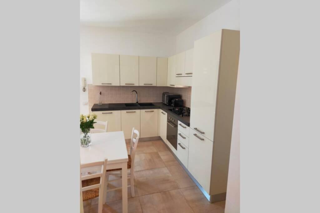 Poggio Ai Grilli Apartment Certaldo Buitenkant foto
