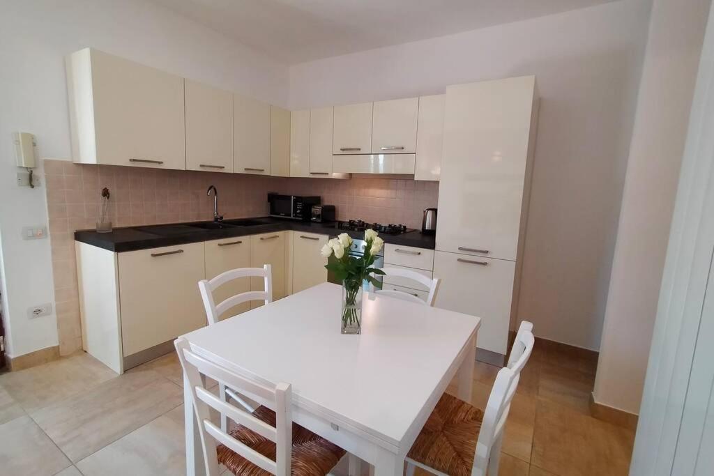 Poggio Ai Grilli Apartment Certaldo Buitenkant foto
